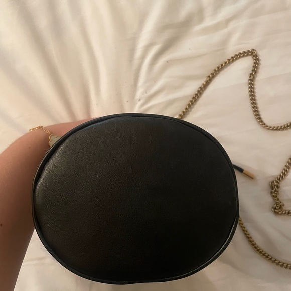 Gucci Bucket Bag - Picture 6 of 7